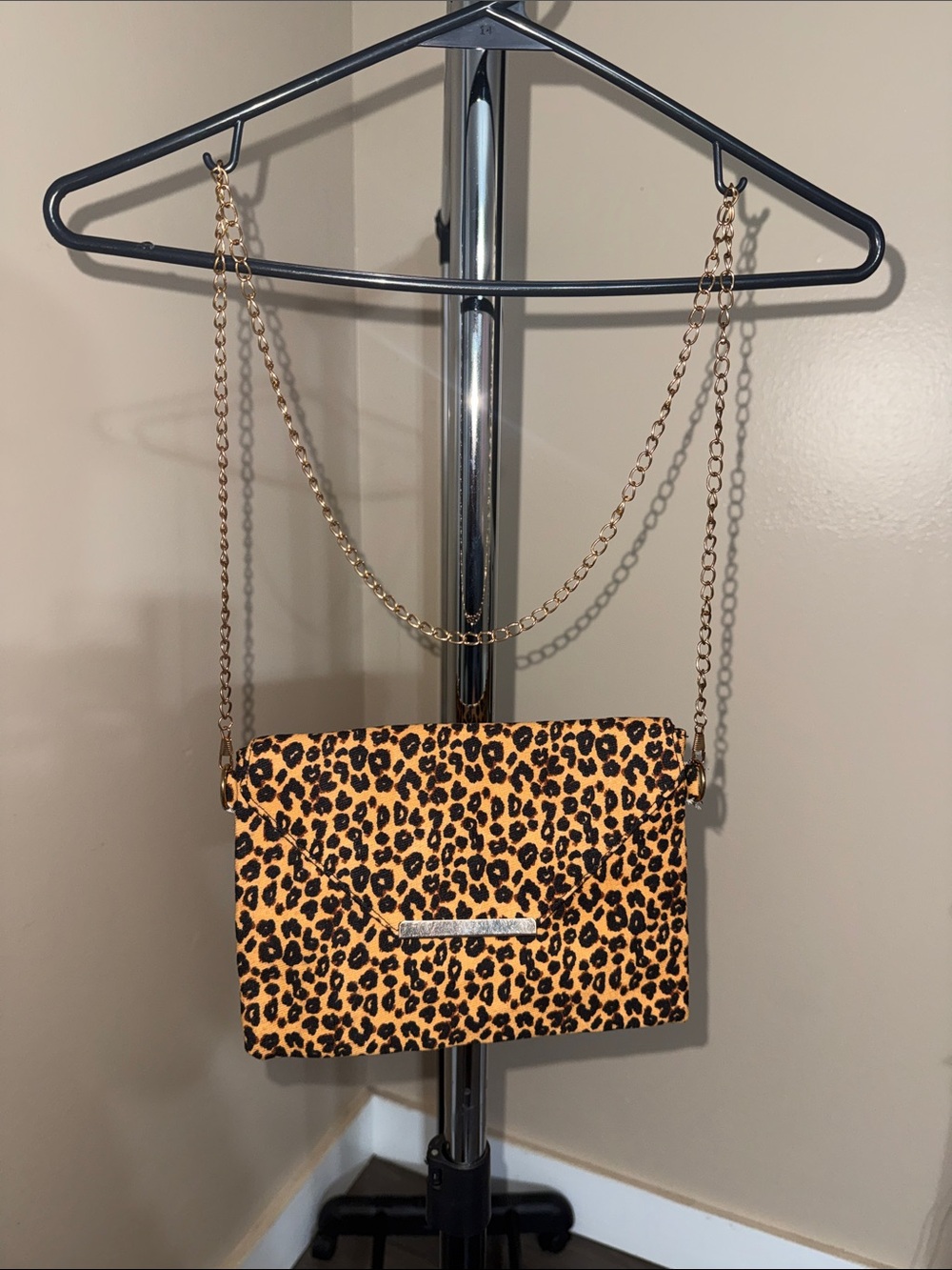 Leopard Print Chain Shoulder Bag - Gold Chain
